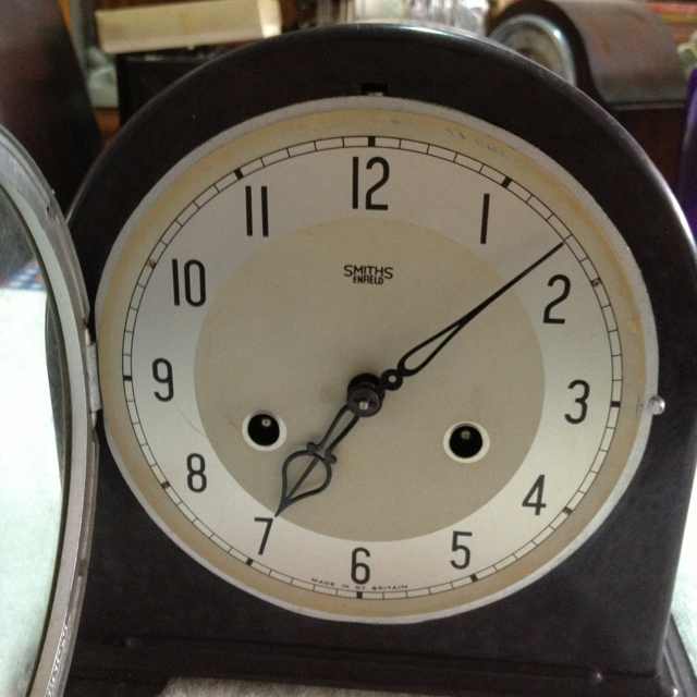 Rare Smith Enfield Bakelite Pendulum Mantel Clock, Hobbies & Toys