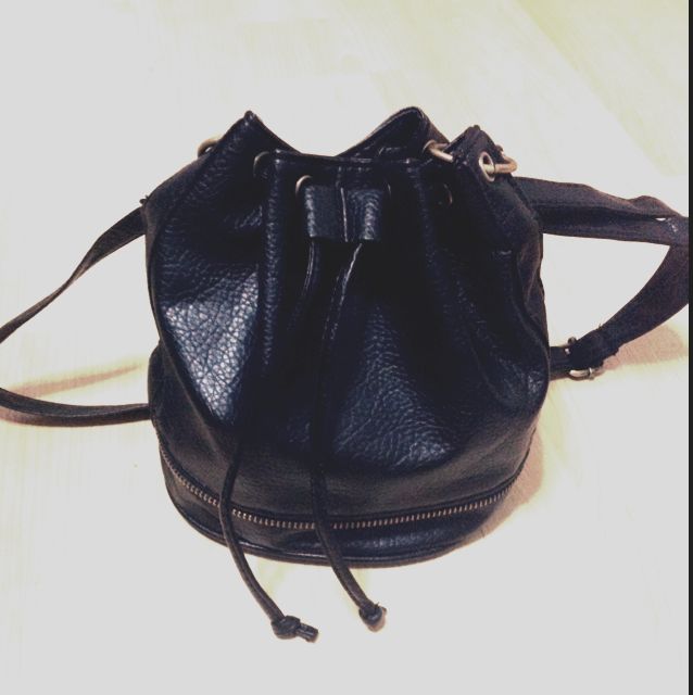 (Category: ) located in . Submitted by prettystuffs (Listing ID 114369, Image 1). Description: .