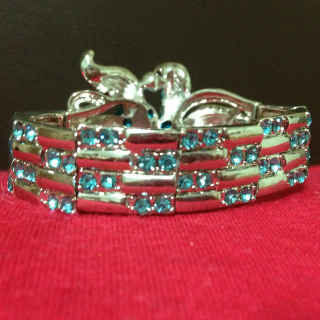 (Category: ) located in . Submitted by cydaisies (Listing ID 295669, Image 1). Description: .