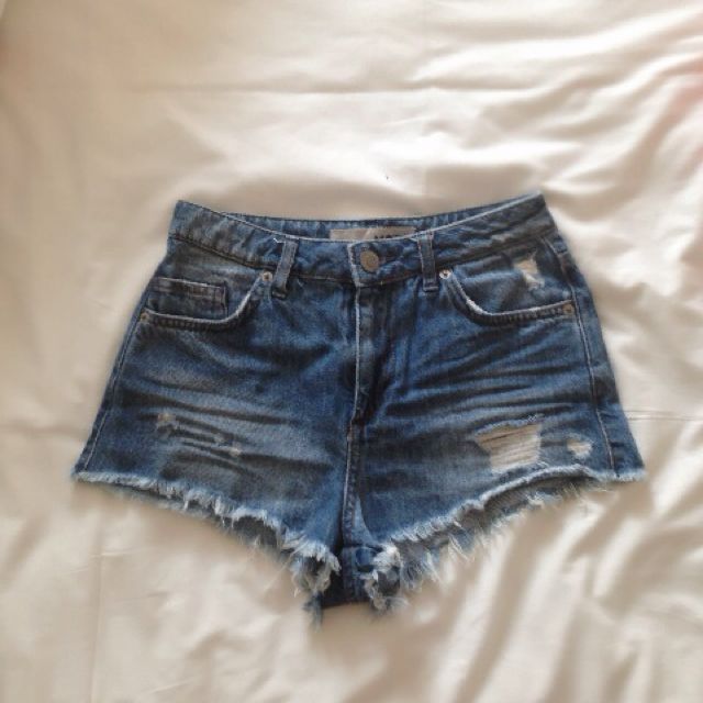 (Category: ) located in . Submitted by firefliesdance (Listing ID 521974, Image 1). Description: .