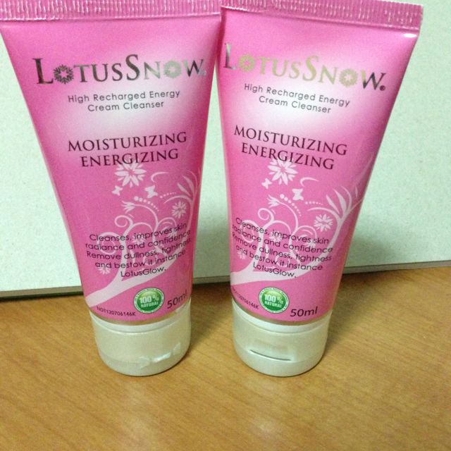 lotus snow hydrating cream