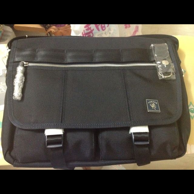 Porter international messenger bag outlet