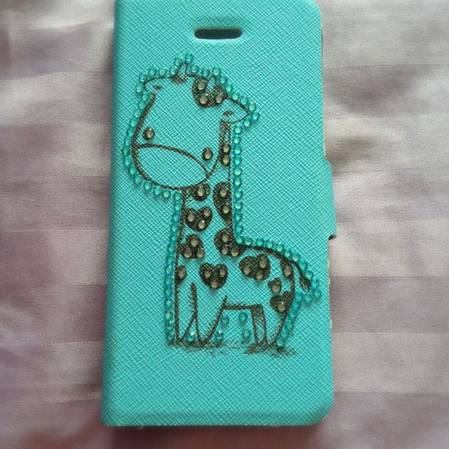 iPhone 5 casing (Category: Networking) located in Singapore. Submitted by mianbaorennnn (Listing ID 501378, Image 1). Description: .