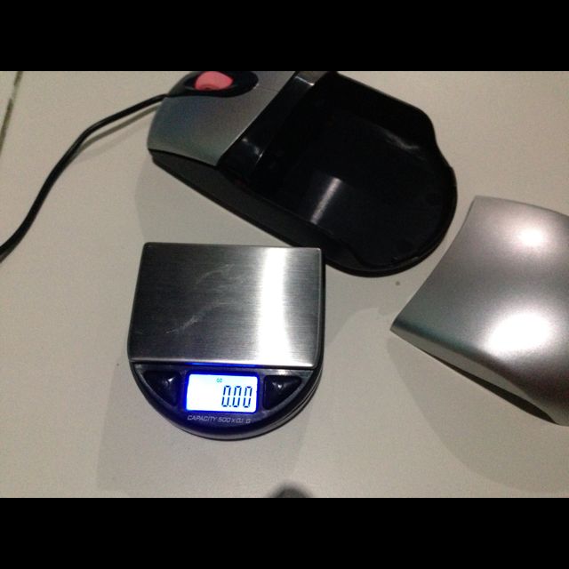 World's smallest scale, Health & Nutrition, Health Monitors & Weighing Scales on Carousell