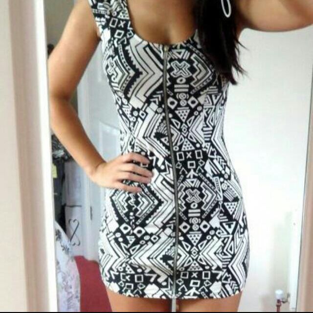 H M Aztec bodycon dress Women s Fashion Dresses Sets Dresses on Carousell