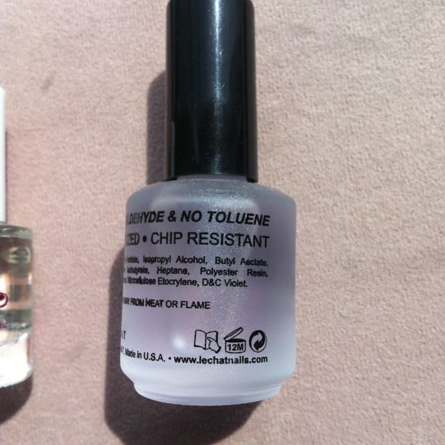 *PENDING* Essence gellook & Top Secret ultra fast dry top coat, Beauty
