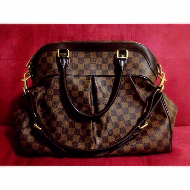 LV Trevi GM, Luxury, Bags & Wallets on Carousell