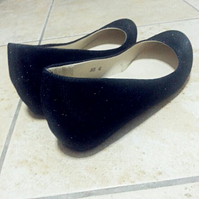 dazzling shoes and accessories