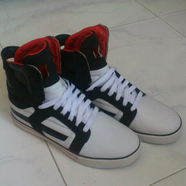 Supra skytop 2025 2 shoes