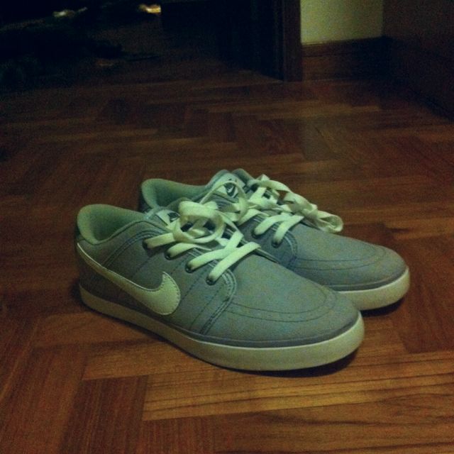 nike suketo sneakers