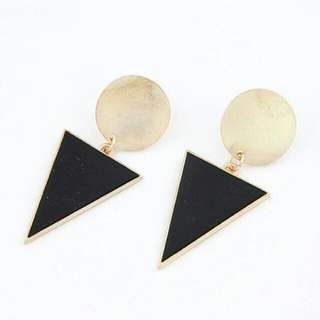 Black Short Triangle Enamel Drop Earrings