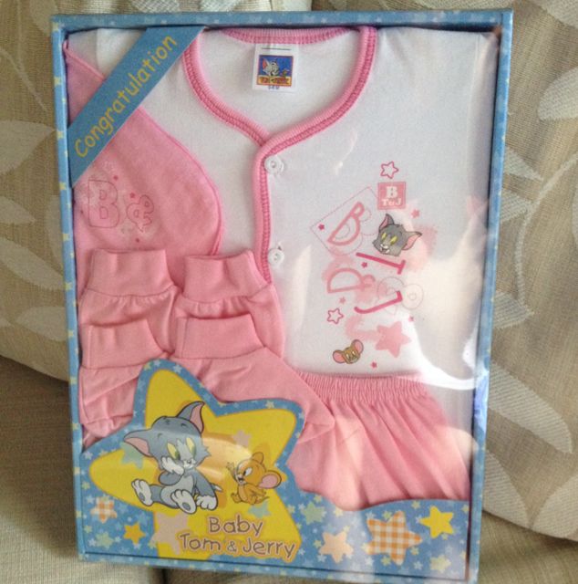 Baby Tom Jerry Newborn Gift Set Babies Kids Bathing Changing Baby Toiletries Grooming On Carousell
