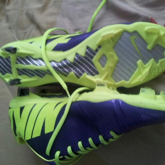 nike mercurial vapor 212