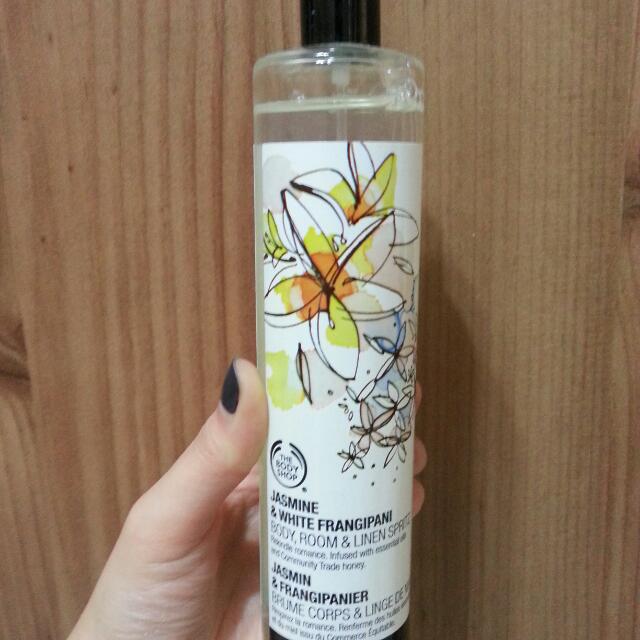 The body shop on sale jasmine and white frangipani