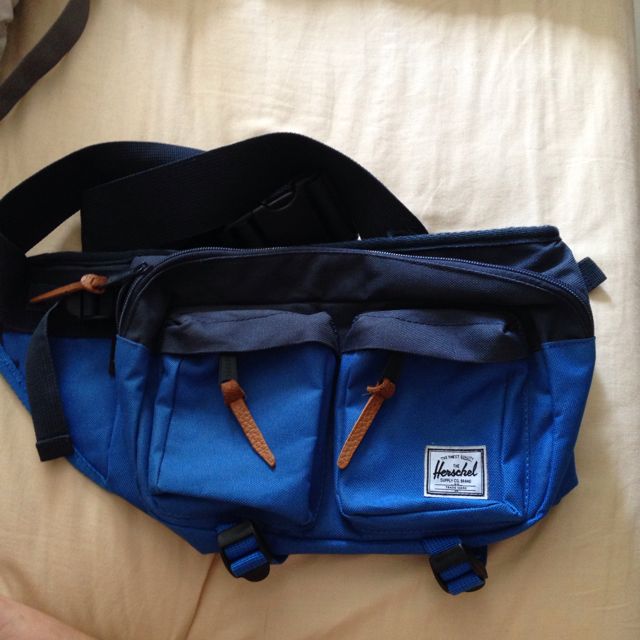 Herschel Eighteen Hip pack Men s Fashion Bags Belt bags