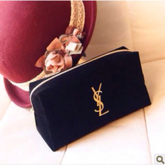 Ysl velvet hotsell pouch