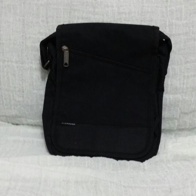 Giordano best sale sling bags