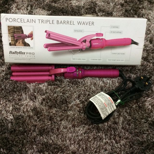 babyliss pro porcelain triple barrel waver