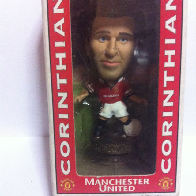 Manchester United Ex Captain Roy Keane Football Figure, Hobbies & Toys