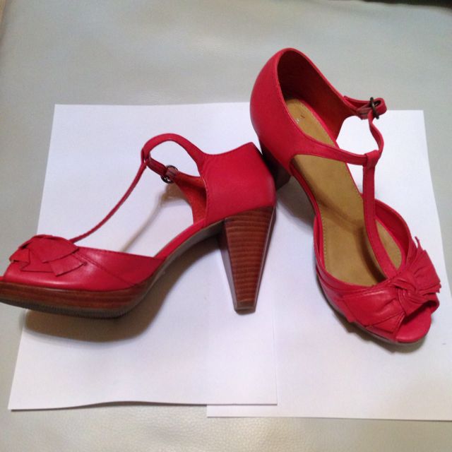 carvela platform heels
