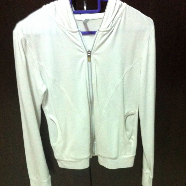 Plain White Jacket With Hoodie
