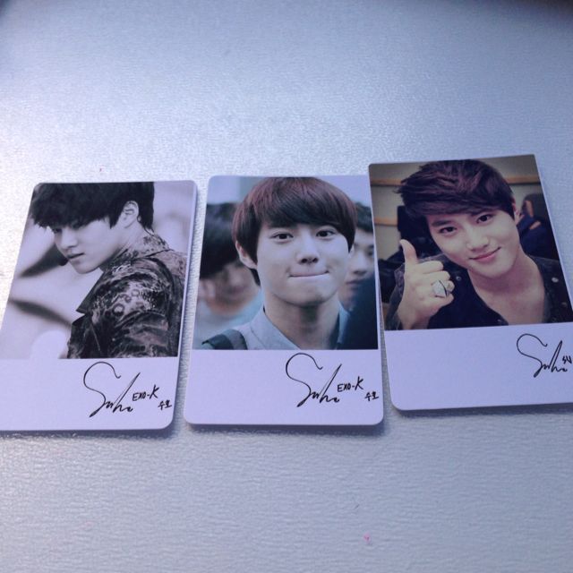 Suho Lomo Cards (Category: K-Wave Merchandise) located in Singapore. Submitted by sginstocks (Listing ID 2103183, Image 1). Description: .