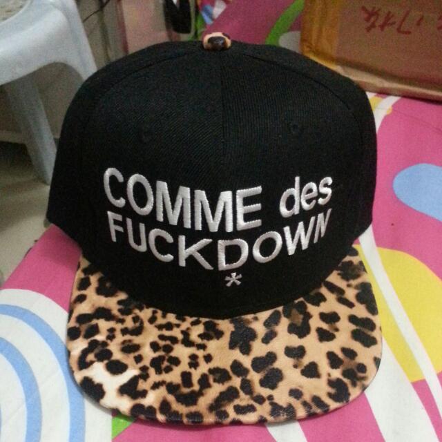 Cap (Category: Caps & Hats) located in Singapore. Submitted by tinqq (Listing ID 2171221, Image 3). Description: .