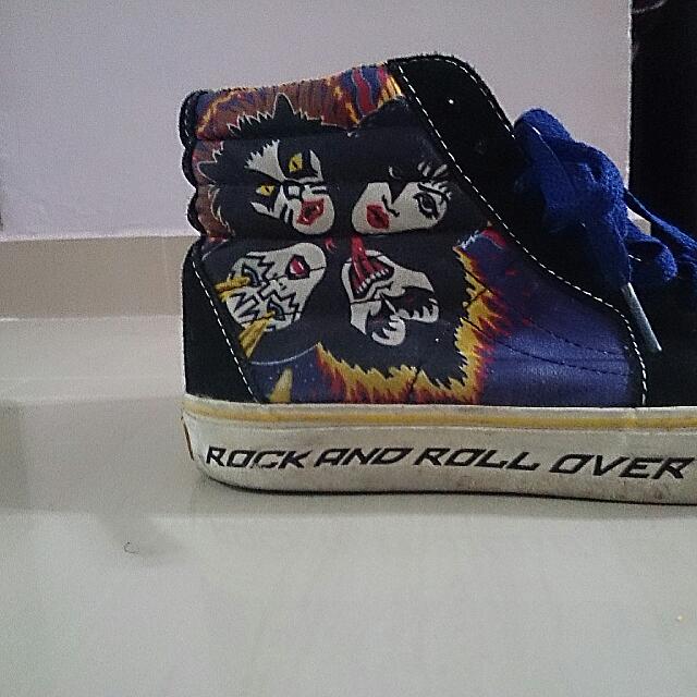Vans Kiss Rock And Roll Over Sk8-Hi, Men's Fashion, Footwear, Sneakers on  Carousell