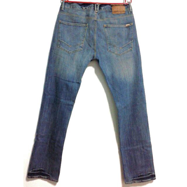 vans jeans v66