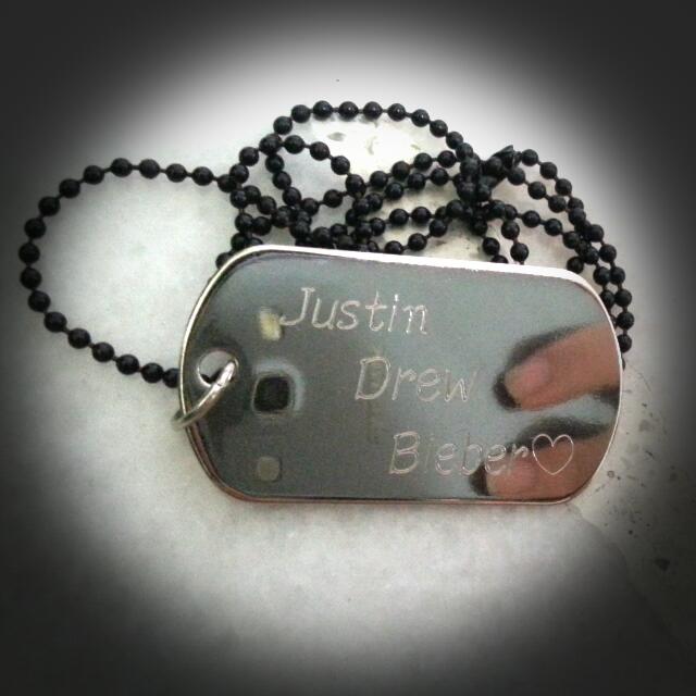 Justin bieber dog sales tag