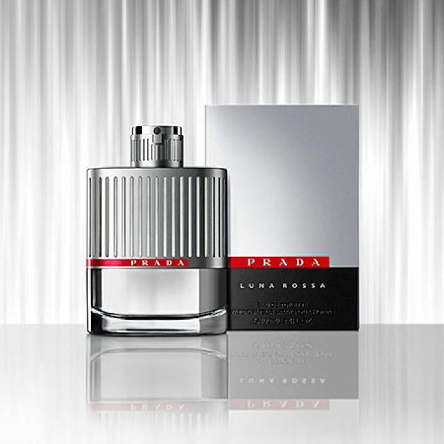 Prada luna rossa womens discount