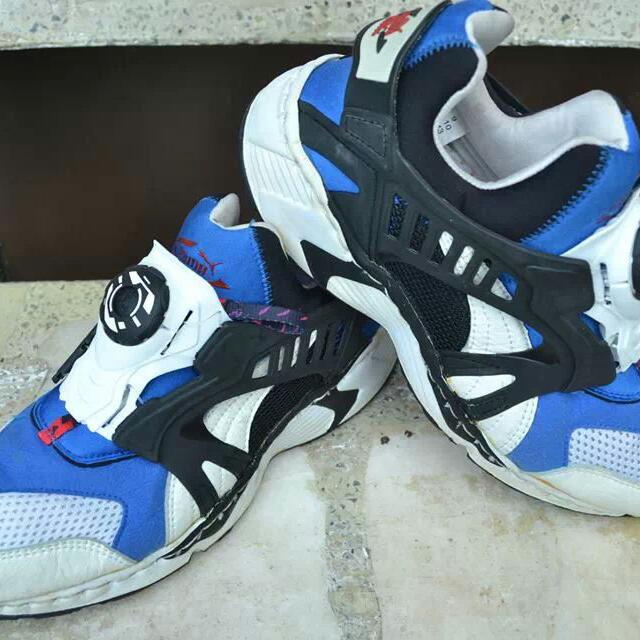 puma old stock shoes