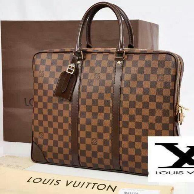 LV Tote Bag Mens (Black), Men's Fashion, Bags, Belt bags, Clutches and  Pouches on Carousell