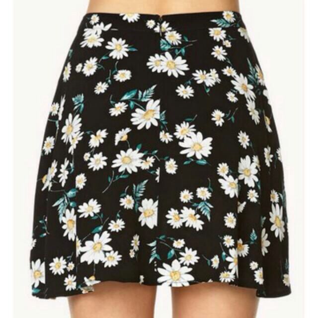 Daisy skater skirt Clearance