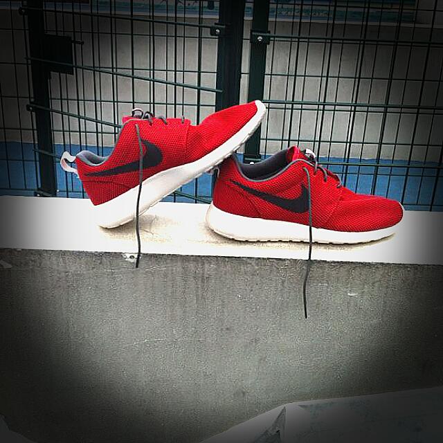 nike roshe run mens