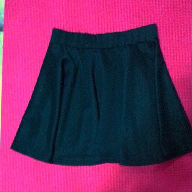 Dark green skater skirt Clearance
