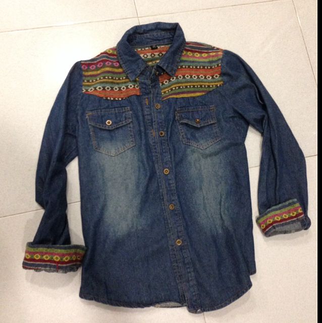 Blue Denim Jacket With Tribal Print 
