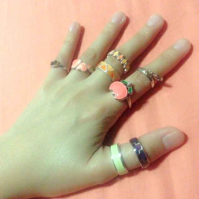 Assorted Rings (Category: Rings) located in Singapore. Submitted by boredninja (Listing ID 2858561, Image 2). Description: .