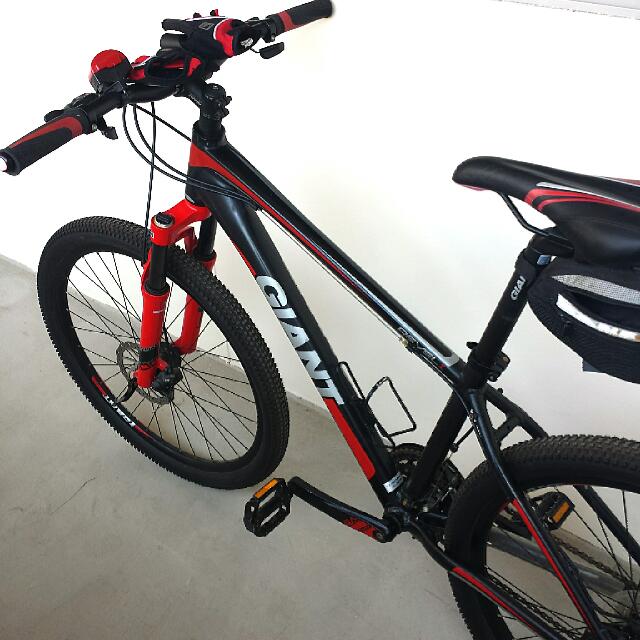 Bicicleta giant hotsell revel 1