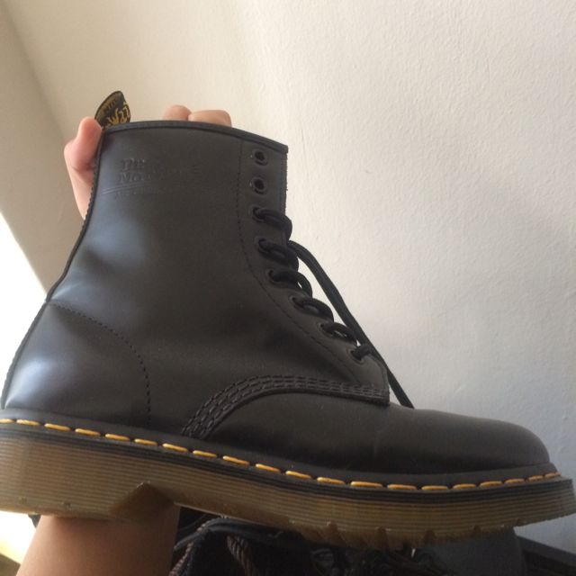 Matt black shop dr martens