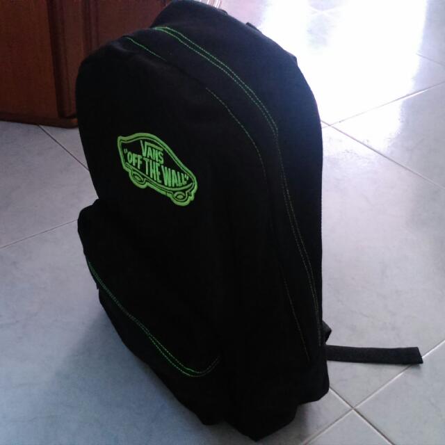 Vans backpack hotsell womens 2014