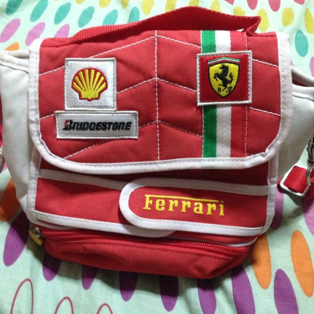 Ferrari lunch outlet bag