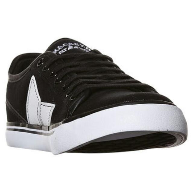 macbeth shoes james