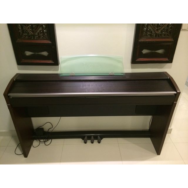 CASIO Piano PX 700 For Sale