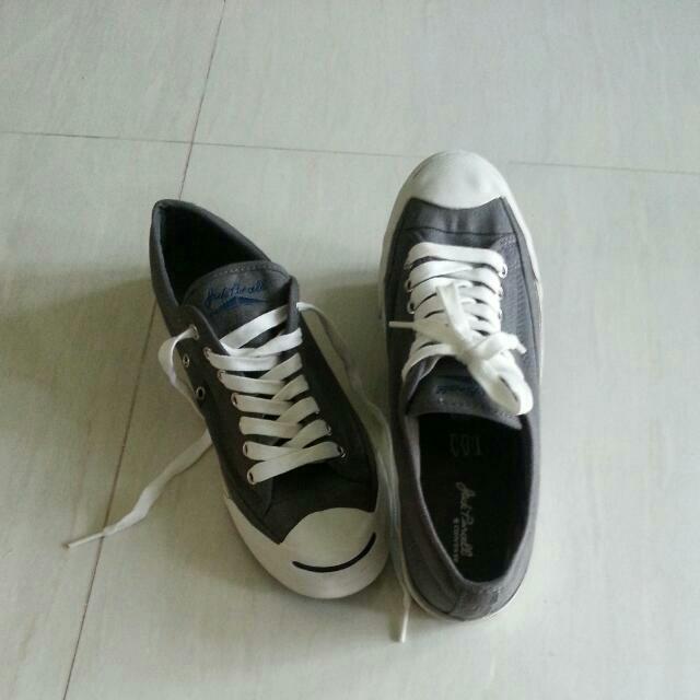 dark grey canvas shoes