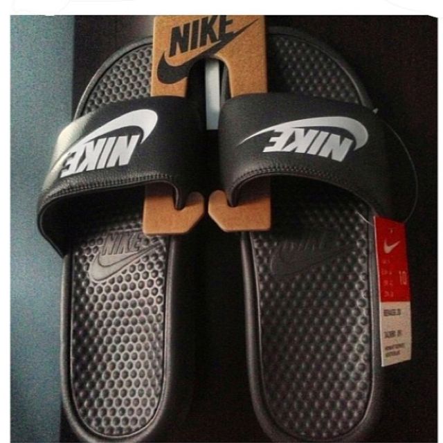 nike slipper sandals