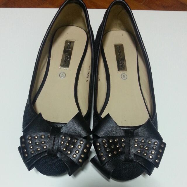 Marie Claire Shoes Women S Fashion On Carousell Get latest high heels, pumps & dress shoes at discounted price in yangon, mandalay & all across myanmar. marie claire shoes