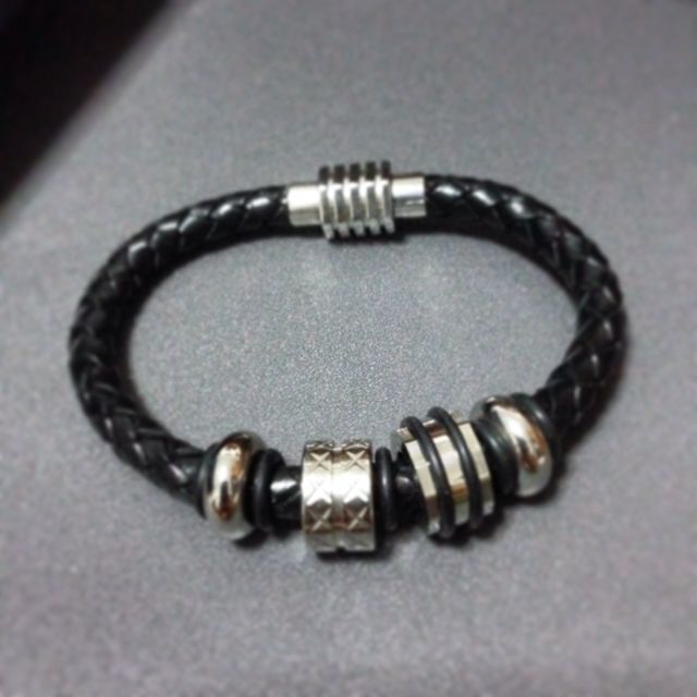 Men s Designer Bracelet Men s Fashion Watches Accessories