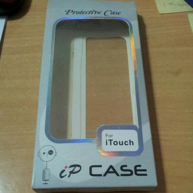 Itouch 4 Casing (Category: Networking) located in Singapore. Submitted by chellex2 (Listing ID 3429429, Image 2). Description: .