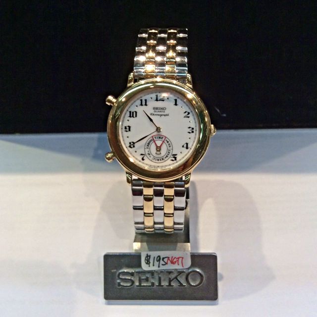 BN Seiko Vintage Chronograph Quartz Watch 8M25 7110, Mobile Phones &  Gadgets, Wearables & Smart Watches on Carousell